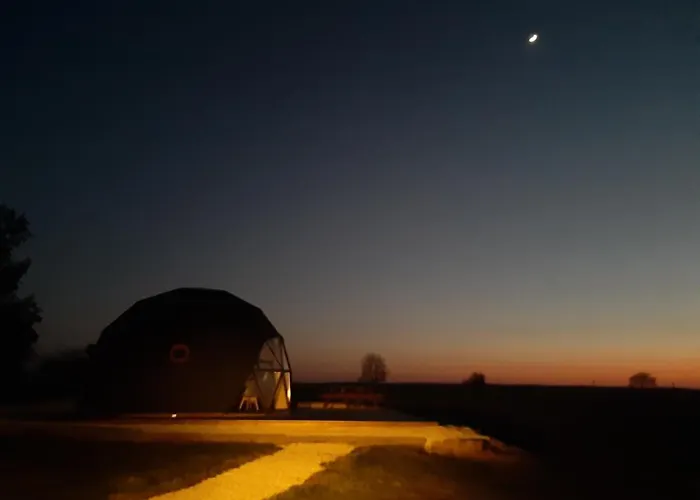 Luxusní stan Dome La Vue Etoilee Poinson-les-Fayl